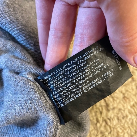 Theory Athletic Stripe Crew Neck Cashmere Sweater Grey Size S Pullback Top - Picture 7 of 8